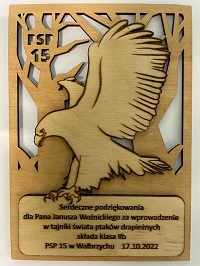 PRELEKCJA NT. PTAKÓW DRAPIEŻNYCH W SZKOLE PODSTAWOWEJ NR 15 NA PIASKOWEJ GÓRZE ORAZ W ZESPOLE PRZEDSZKOLNO-SZKOLNYM NR 3 PRZY UL. CHAŁUBIŃSKIEGO